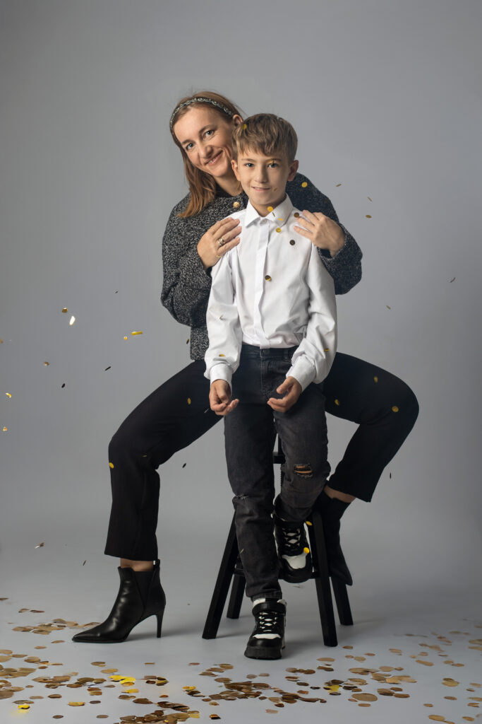 sesja rodzinna Gdańsk – mama z dzieckiem w studio